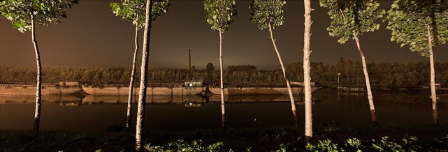 jining_moored_barges